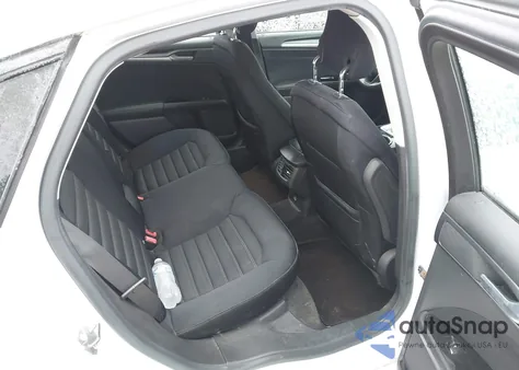 2015 Ford Fusion Se z USA, uszkodzony, nr VIN 3FA6P0H7XFR161722